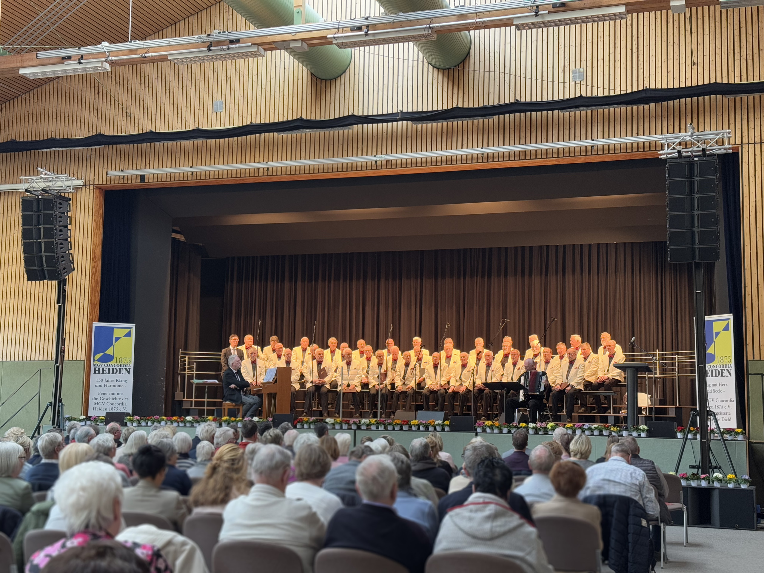 Jubiläumskonzert MGV Concordia Heiden 150 Jahre Chorbeschallung in der Mehrzweckhalle