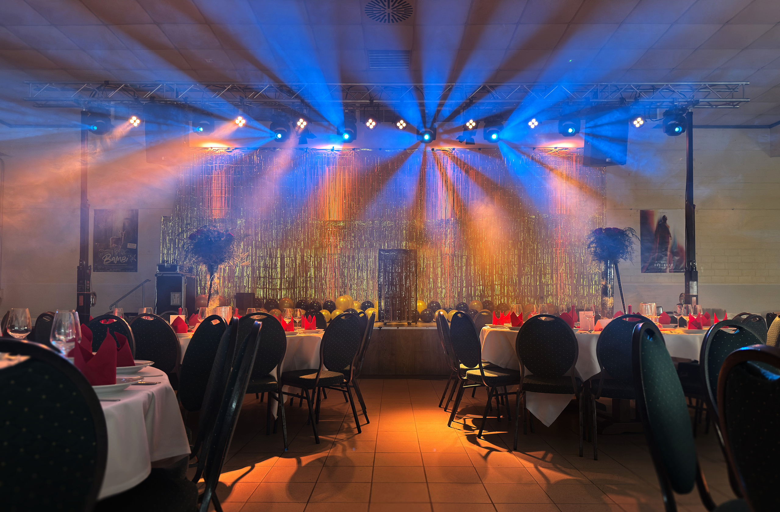 Abiball mit Bühne, Lichtshow und Tanzfläche bei Haus Terhörne Südlohn