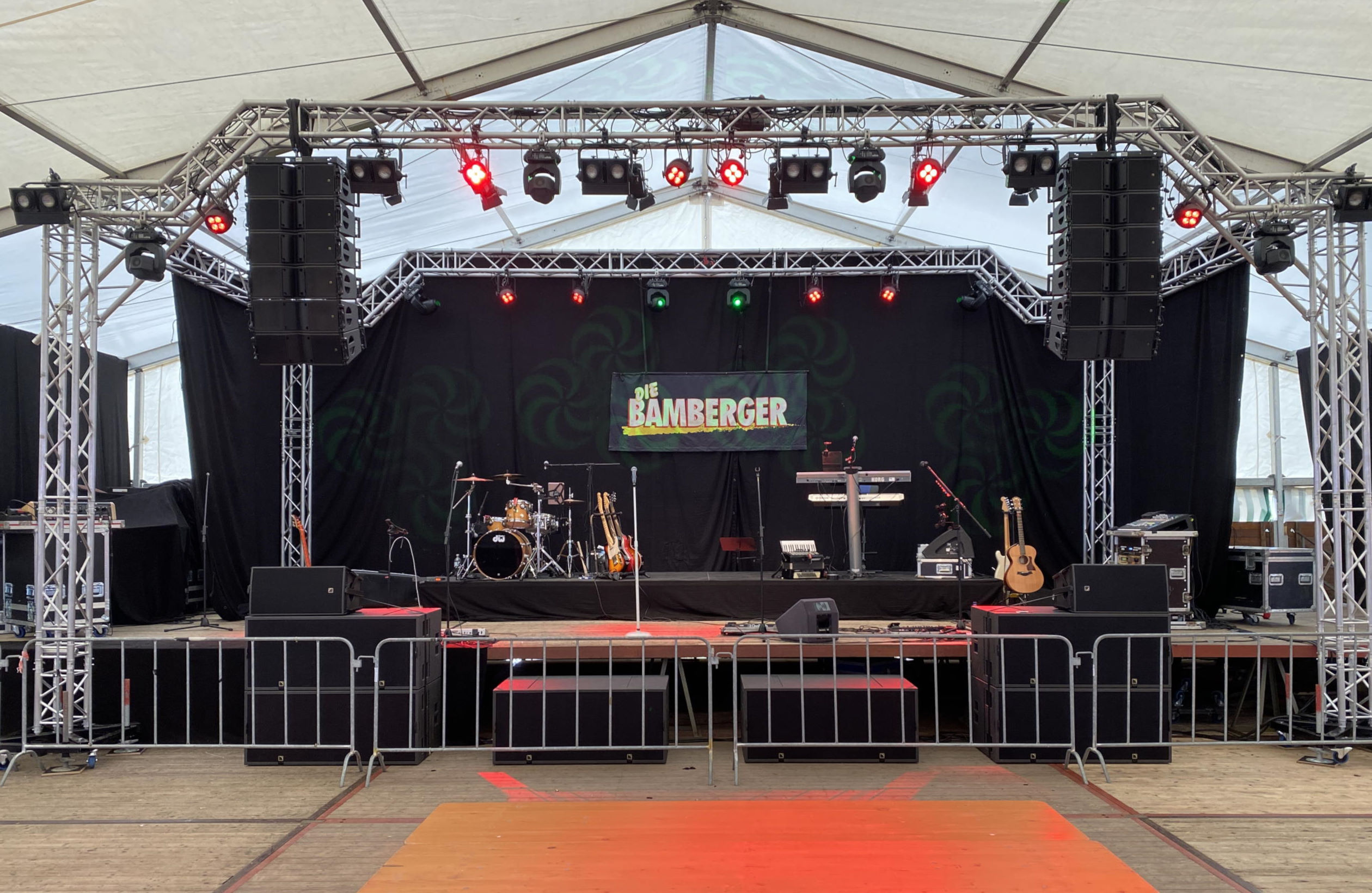 L-Acoustics Beschallungssystem für das Oktoberfest Dingden mit Bamberger.